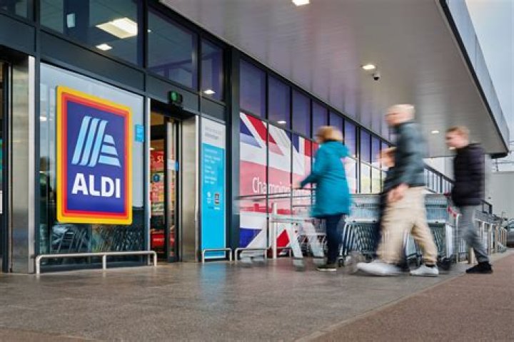 Aldi Shopping Blackout: The Unexpected Shopping Experience