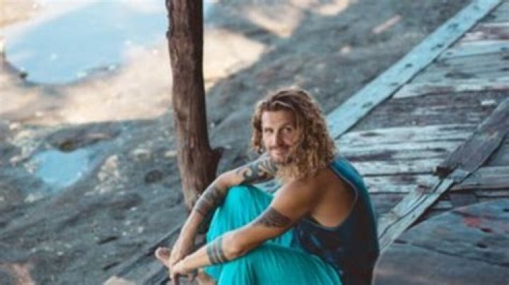 Capturing The Essence: A Deep Dive Into Jaye Posner Photos