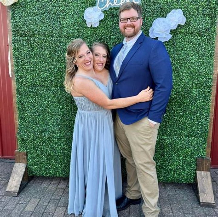Discovering The Life Of Abby Hensley: Is She Married?