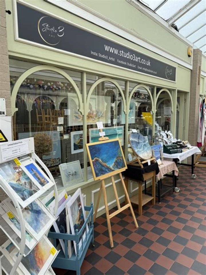 Discovering The Vibrant Artistic Oasis Of Studio 3 In Washington, PA