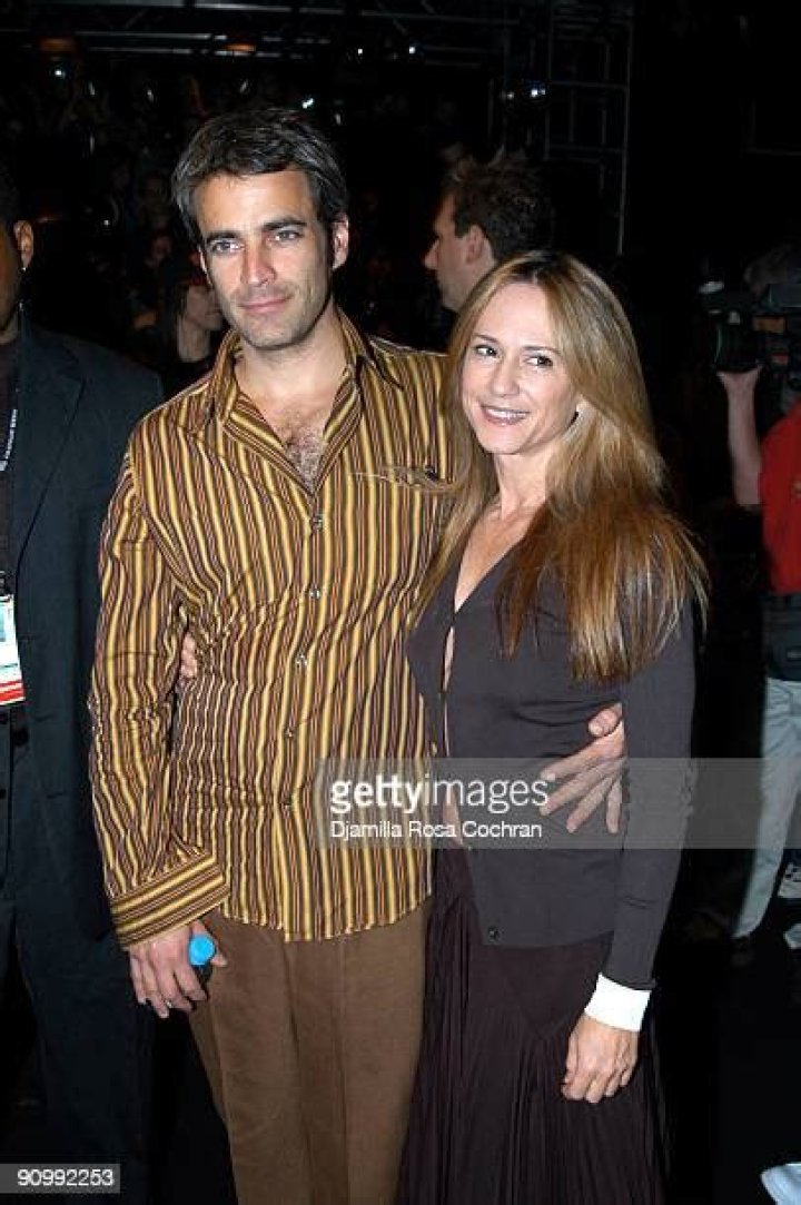 Exploring The Lives And Careers Of Gordon MacDonald And Holly Hunter