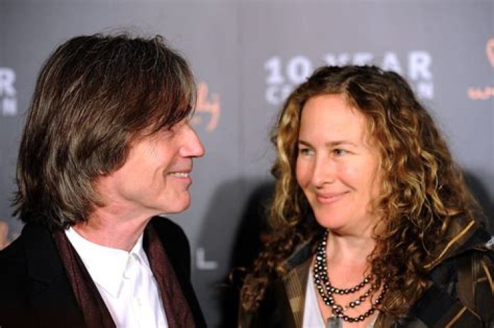 Exploring The Love Story Of Dianna Cohen And Jackson Browne