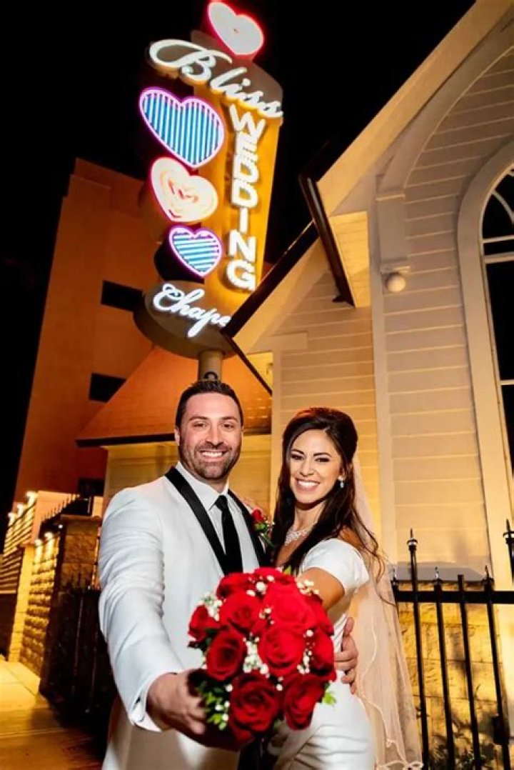 Rediscovering Love: Renewing Wedding Vows In Vegas