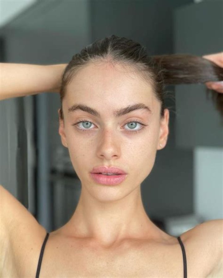 Yael Shelbia: The Rising Star Of Modeling And Social Media